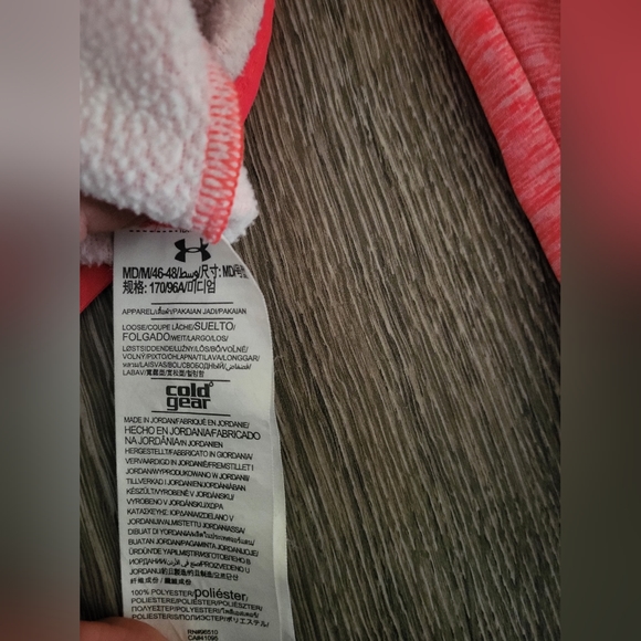 Under Armour Orange pull over - Picture 9 of 10